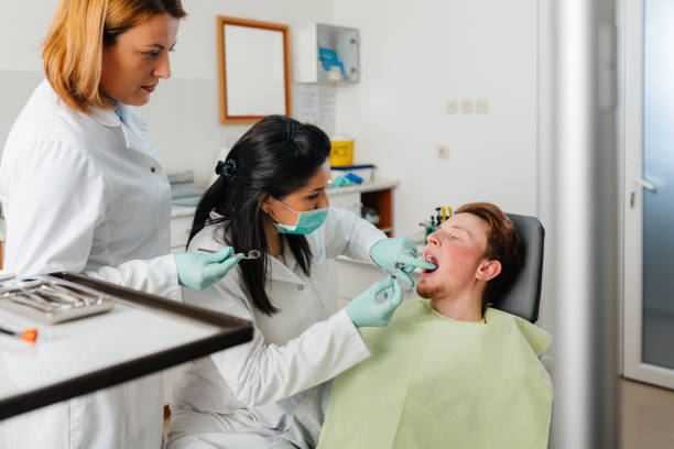 Best Weekend Emergency Dentist in Yadkinville, NC